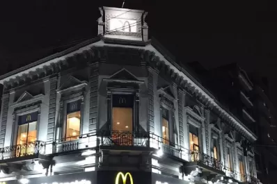 McDonalds reabre las puertas del primer local que llegó a Tucumán: remodelación y nueva tecnología
