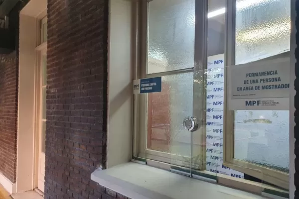 Quiso parar una pelea y recibió un golpe que le causó convulsiones