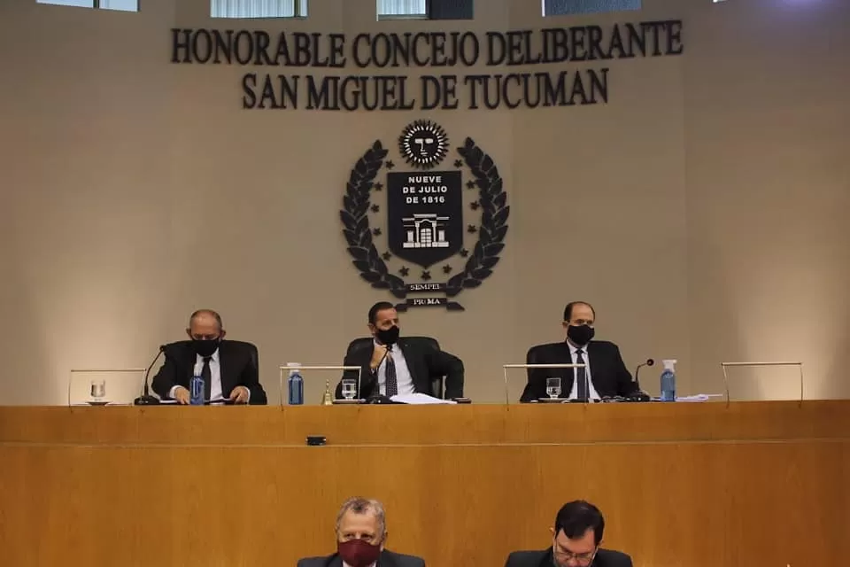 El oficialista Fernando Juri preside el Concejo Deliberante de San Miguel de Tucumán. Foto Prensa HCDSMT