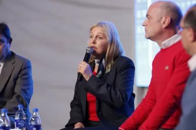 La Facultad de Derecho socializa sus herramientas para paliar la deserción estudiantil