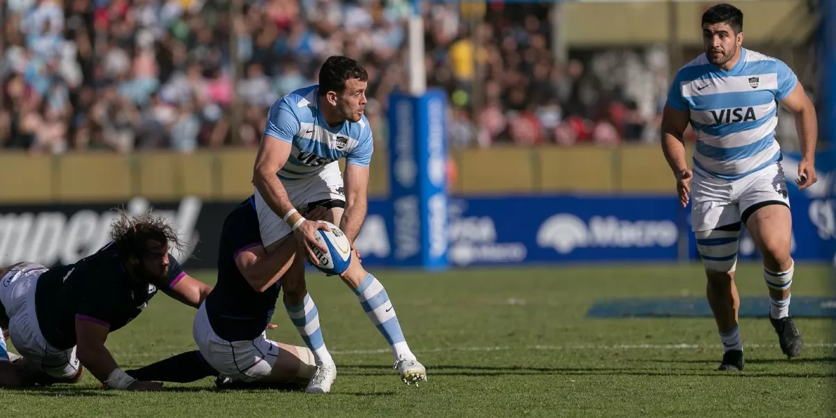 DURA CAÍDA. Los Pumas no pudieron contra Escocia. Foto tomada de Twitter: @triple_try