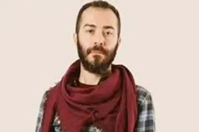 Condenan a muerte al hombre que disparó el #MeToo iraní