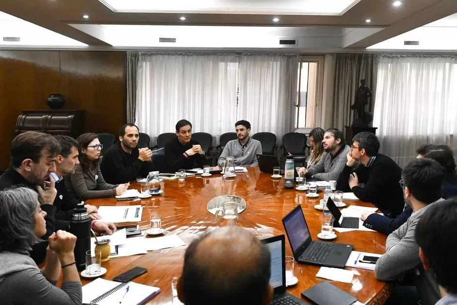 Reunión del nuevo equipo de Economía 