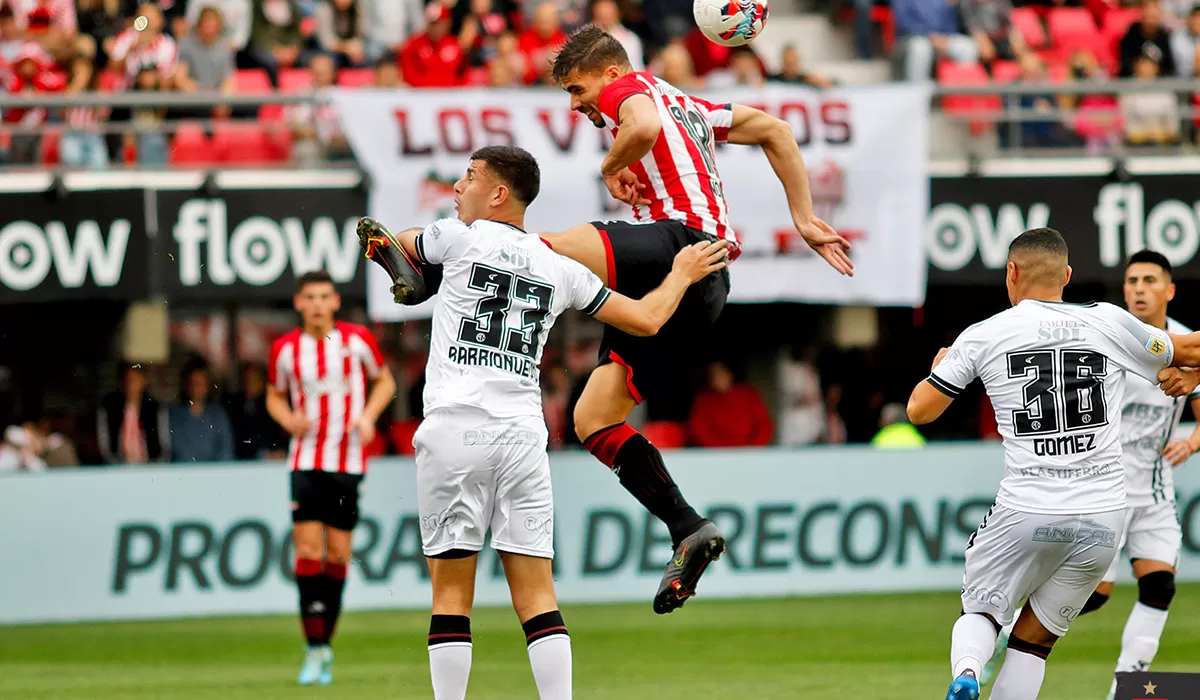 IGUALDAD. Central Córdoba, rival de Atlético en la tabla de promedios, empató en La Plata ante Estudiantes.