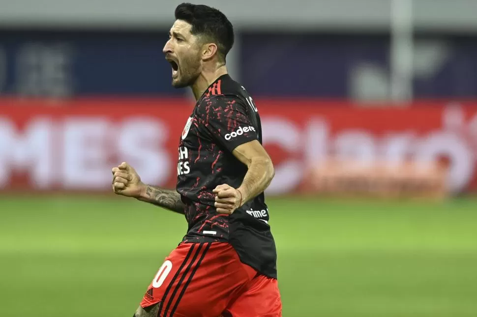 LO GRITÓ CON EL ALMA. Milton Casco marcó un golazo para abrir el camino de la victoria del “Millonario” en San Luis. carp