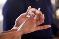 Vacunarán a bebés desde los seis meses contra la covid