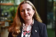 Kirsty Hayes sobre Malvinas: “los isleños empatizan con Ucrania porque en 1982 fueron atacados por una dictadura brutal”