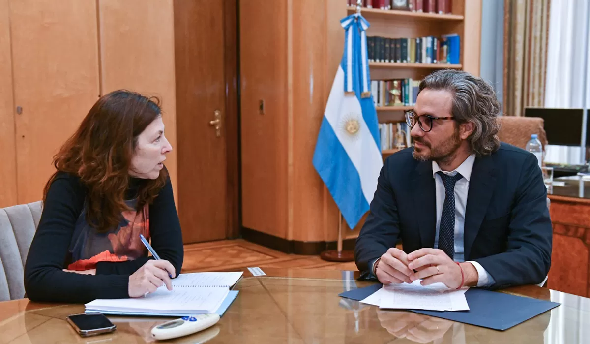 MITIN. La ministra de Economía de la Nación, Silvina Batakis, y su homólogo de Relaciones Exteriores, Santiago Cafiero, destacaron el récord de las exportaciones durante los primeros cinco meses del año.