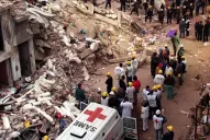 Tras dos años de pandemia, el acto frente a la AMIA vuelve a la presencialidad