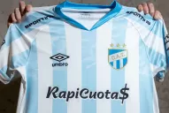 Atlético presentó la nueva camiseta oficial