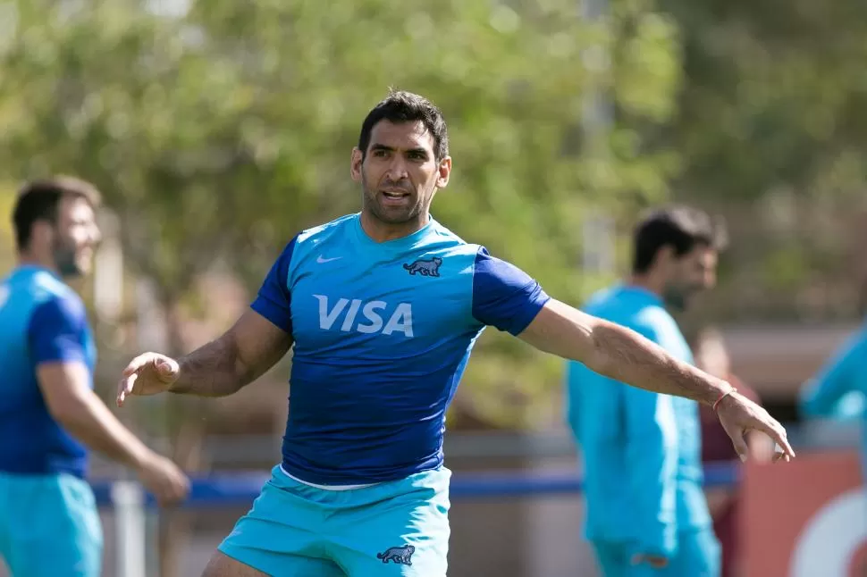 CONDUCTORES. Nicolás Sánchez era la primera opción de Cheika, pero tras su lesión decidió volver a confiarle la 10 a Santiago Carreras. Esta vez sí cumplió. 