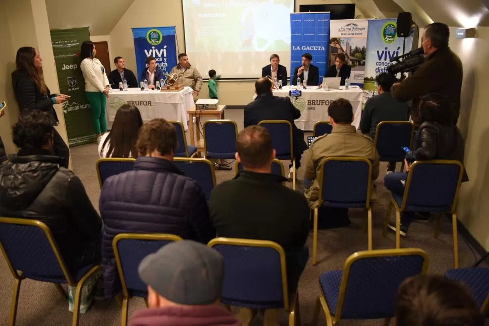 PRESENTACIÓN OFICIAL. El torneo de pato, auspiciado por LA GACETA y declarado de interés turístico, se lanzó ayer en el hotel Howard Johnson de Yerba Buena.  la gaceta / fotos de José Nuno