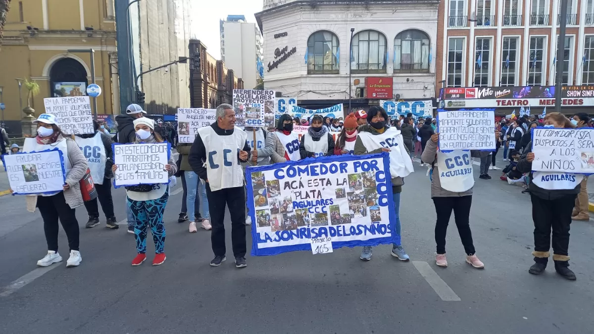 PROTESTA DE LA CCC EN TUCUMÁN. Reclaman recursos para comedores y merenderos. Foto de LA GACETA / Por Analía Jaramillo