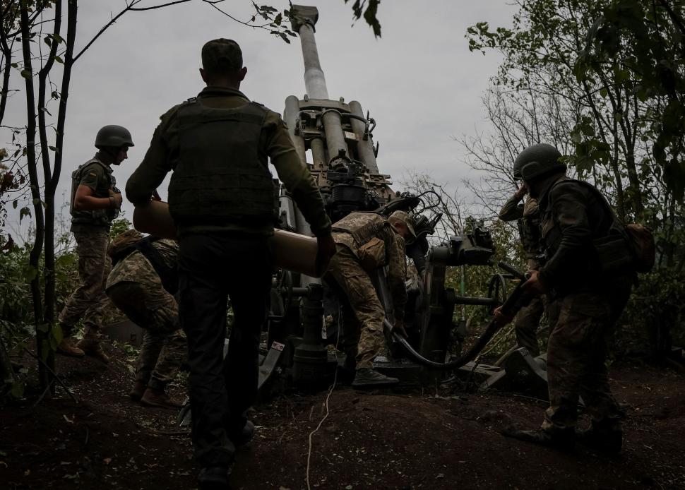 ARMAS. Con lanzacohetes, ucranianos encabezan la defensa de Jarkov.  