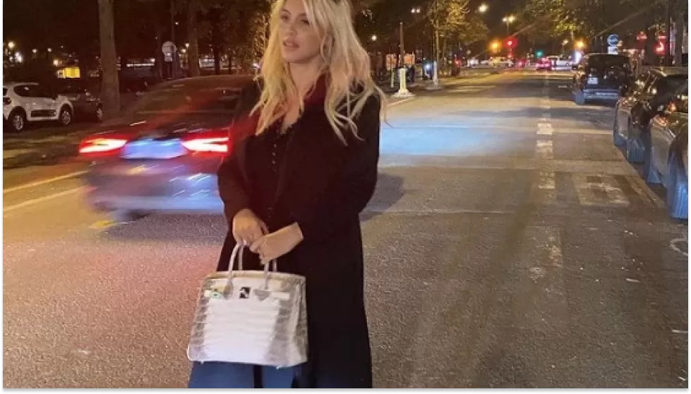 Wanda Nara y su costosa cartera.