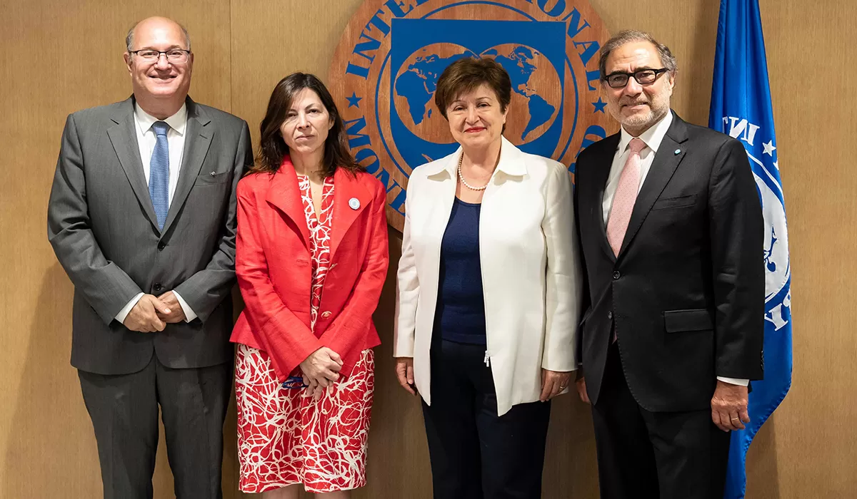 MITIN. La ministra de Economía de la Nación, Silvina Batakis, cerró su primera ronda de reuniones en EEUU con un breve encuentro con Kristalina Georgieva.