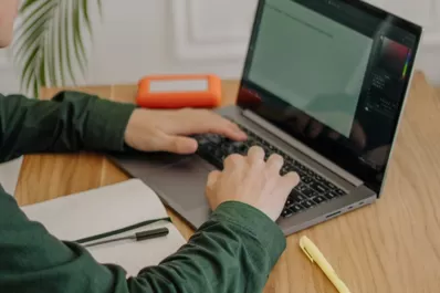 En la Legislatura, Berarducci promueve beneficios para los jóvenes emprendedores