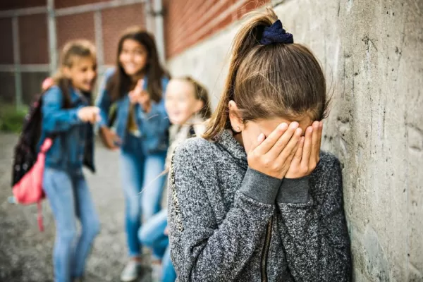 Para erradicar el bullying hay que empezar por casa