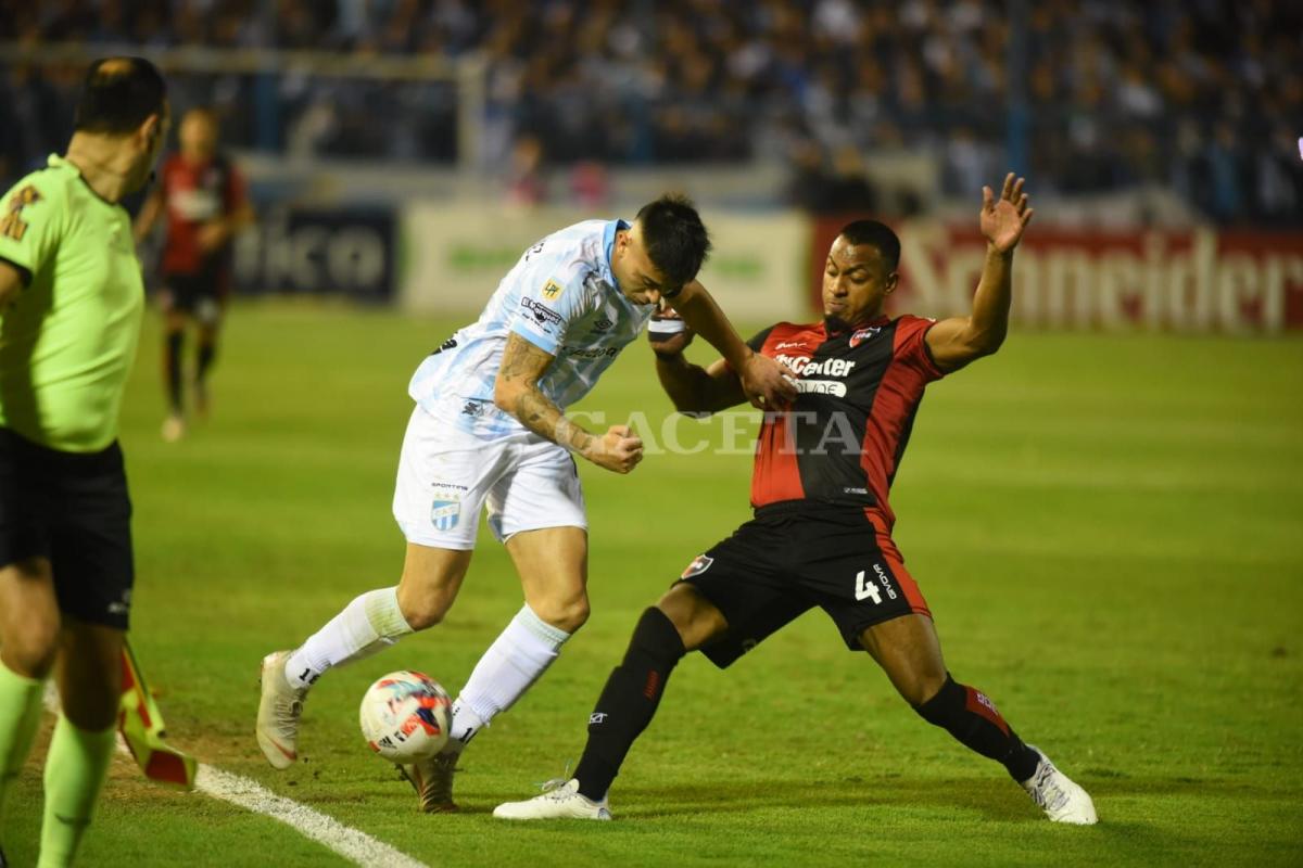 Atlético venció a Newell's en El Monumental y sigue puntero