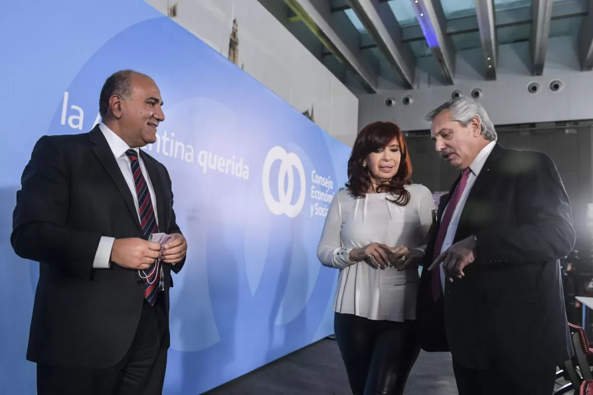 JUAN MANZUR, CRISTINA KIRCHNER Y ALBERTO FERNÁNDEZ. Referentes dentro del Frente de Todos. Foto de Archivo