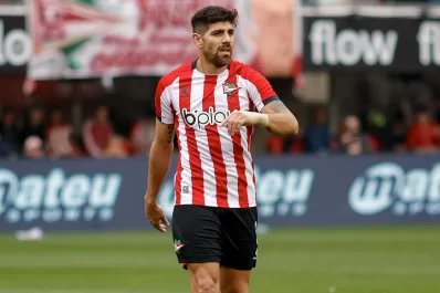 Leandro Díaz podría volver a ponerse la camiseta de Lanús