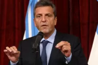 En su jura como ministro, Massa frenó cánticos del Frente Renovador