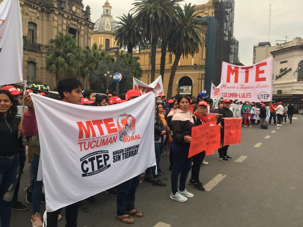 PROTESTA DE MTE EN LA PLAZA INDEPENDENCIA. Foto de LA GACETA / Inés Quinteros Orio