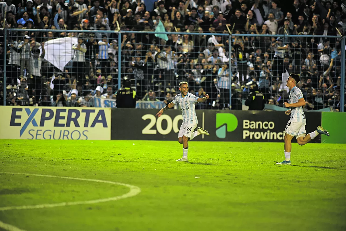 SU OPORTUNIDAD. Tesuri, quien marcó un gol en la victoria sobre Newell’s, se perfila para jugar de movida en Sarandí. El objetivo es que el equipo siga ganando.