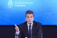 Massa analizó el estado de las deudas con el BID junto a funcionarios de ese organismo