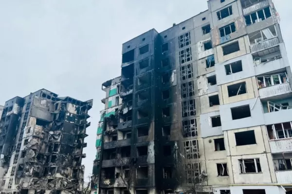 Amnistía Internacional dice que Kiev pone en peligro a civiles