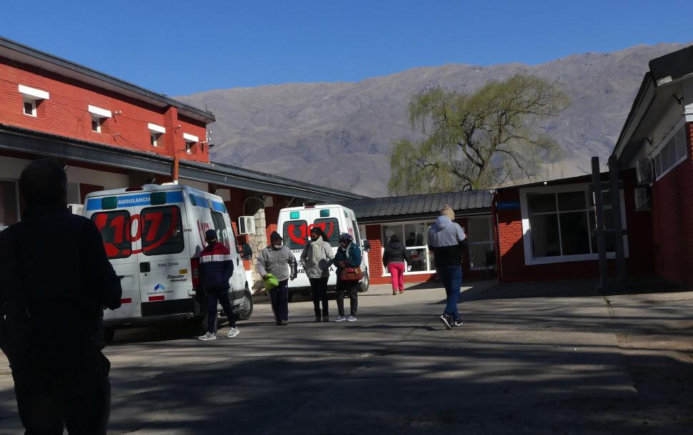 PARA TRASLADOS. El hospital cuenta con cuatro ambulancias para los casos de derivaciones.  