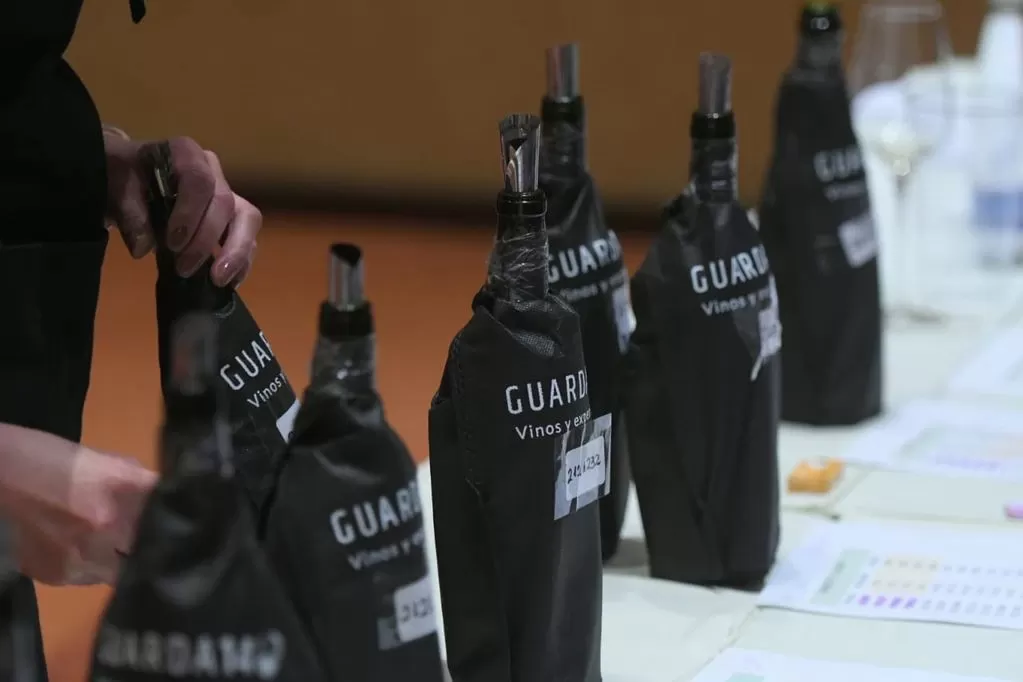 Concurso nacional de vinos. Foto de Guarda 14.