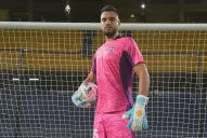 Chiquito Romero visitó a sus nuevos compañeros en la práctica de Boca