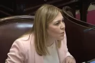 Subiendo impuestos no solucionamos los problemas de nuestra economía, dijo Beatriz Ávila