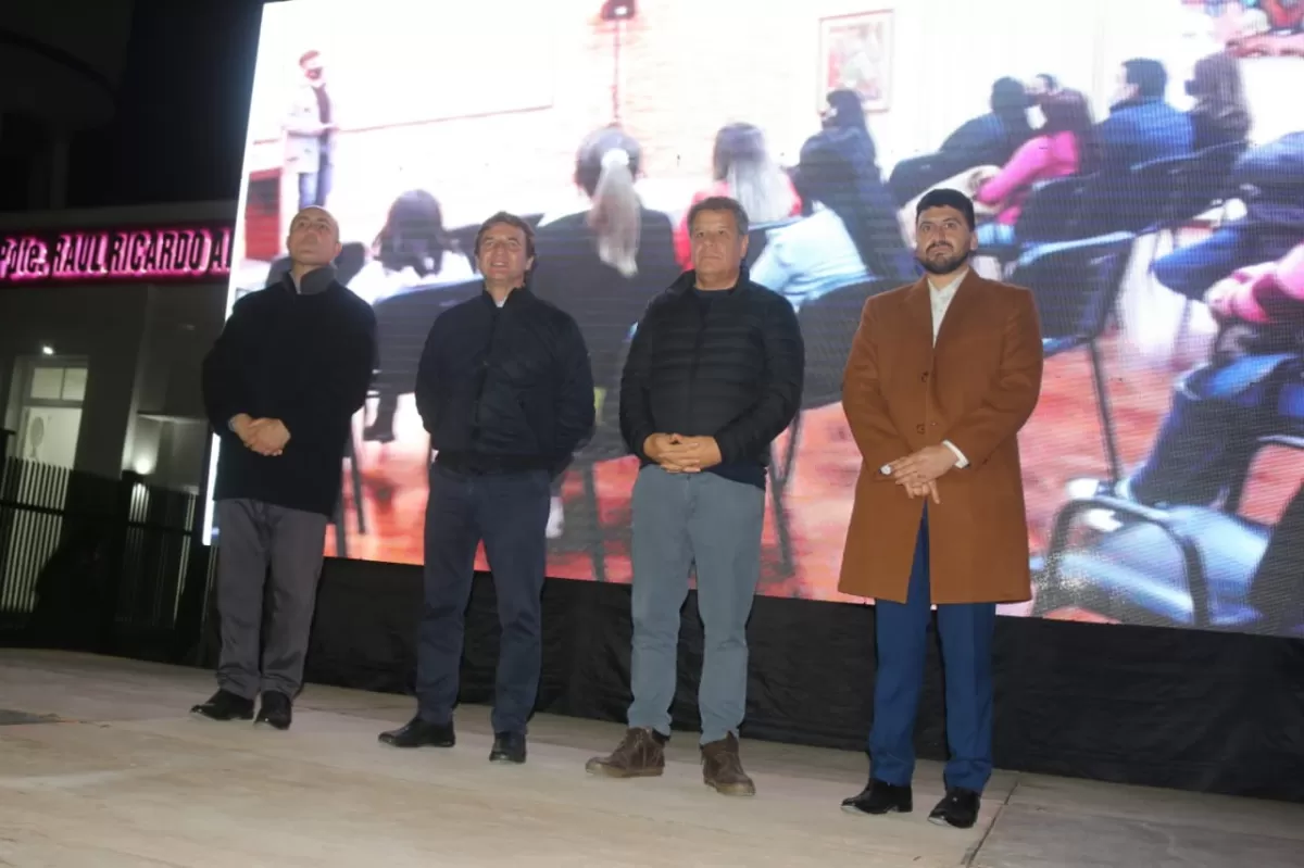 TODOS JUNTOS. Molinuevo, Sánchez, Manes y Salazar.