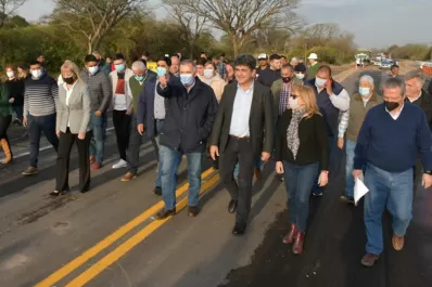 Jaldo inauguró el nuevo puente sobre la ruta provincial 323