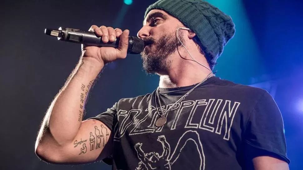 SHOW ACÚSTICO. Santi Aysine, en formato solista en el Teatro de la Paz. 