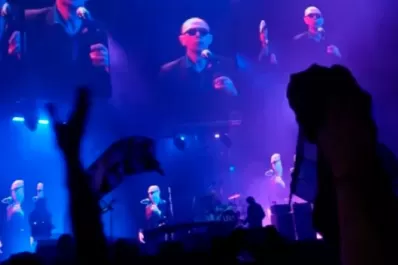 Video: así fue la reaparición del Indio Solari en el show de los Fundamentalistas del Aire Acondicionado