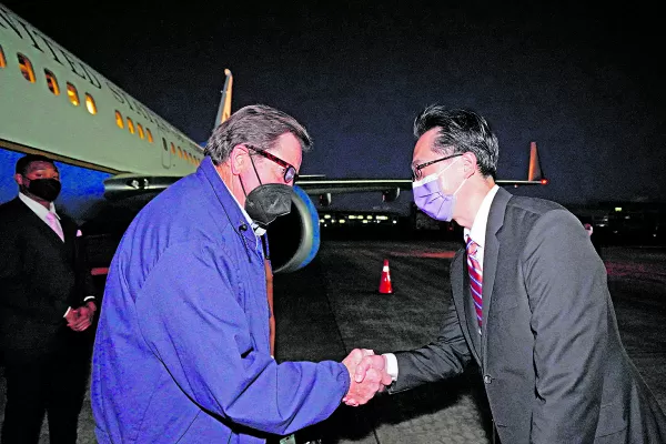 Estados Unidos vuelve a poner el pie en Taiwán