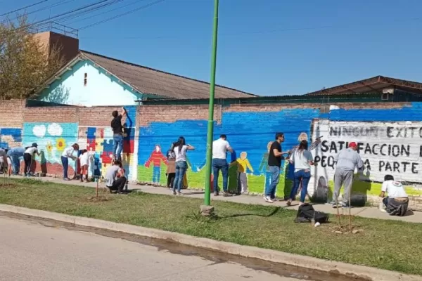 Celebra su primer año Meta Tucumán, la ONG que pinta conciencia ciudadana hermoseando las calles