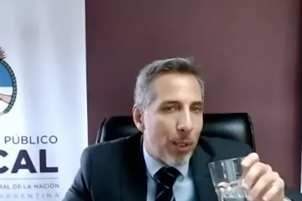 Causa Vialidad: el fiscal exculpó a los jefes de Gabinete k porque las licitaciones venían de antes