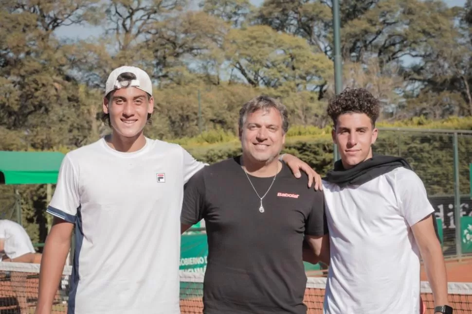 EN LA SANGRE. Machi (izquierda) y Gonzalo (derecha) Zeitune, junto a Jorge, padre de Machi y entrenador de ambos