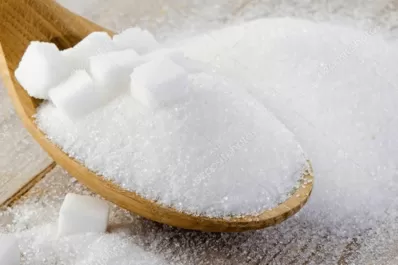 La Anmat prohibió una marca de azúcar que tenía “objetos extraños” en sus envases