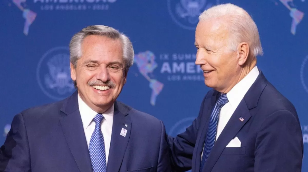 FERNÁNDEZ-BIDEN. El encuentro entre ambos mandatarios se había suspendido porque el mandatario estadounidense había dado positivo para coronavirus.