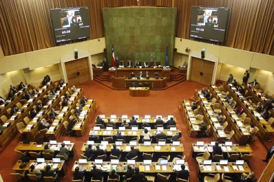 Diputados chilenos serán sometidos a exámenes para detectar uso de drogas
