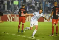 Más puntero que nunca, Atlético Tucumán le pegó un baile a Barracas y lo goleó 4 a 0