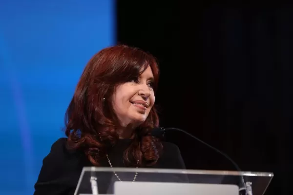 Cristina Kirchner agradeció el apoyo de sus seguidores y les pidió que regresen a sus casas