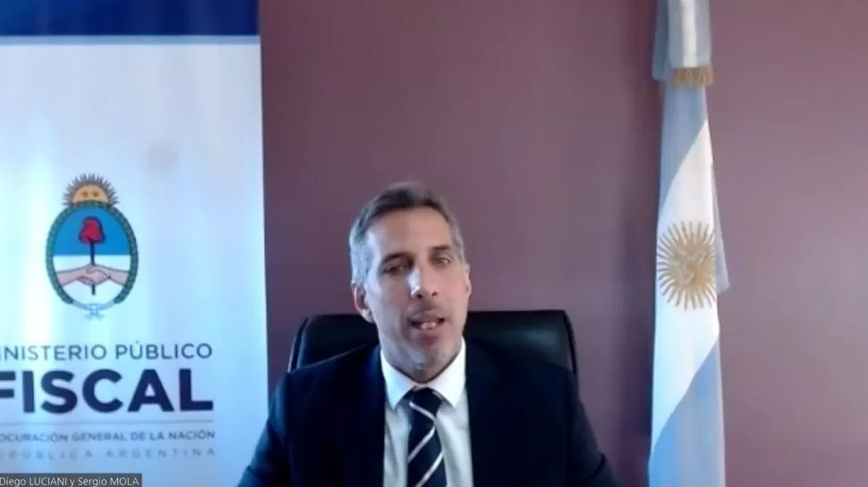 YO ACUSO. El fiscal Diego Luciani expuso su alegato durante varias horas. 