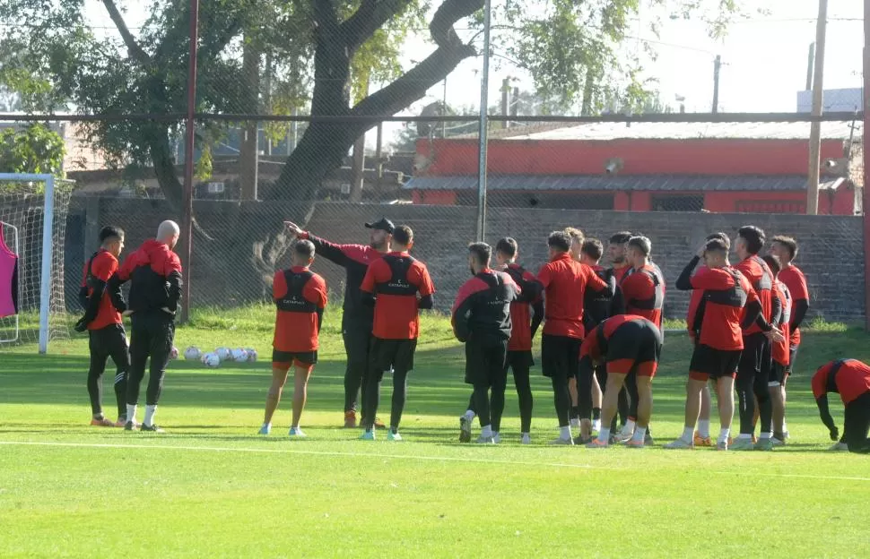 A SEGUIR TRABAJANDO. En el plantel consideran que para llegar a buen puerto, el equipo debe recobrar su mejor cara. 