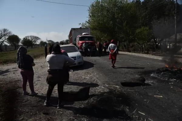 Vecinos de Río Chico demandan obras